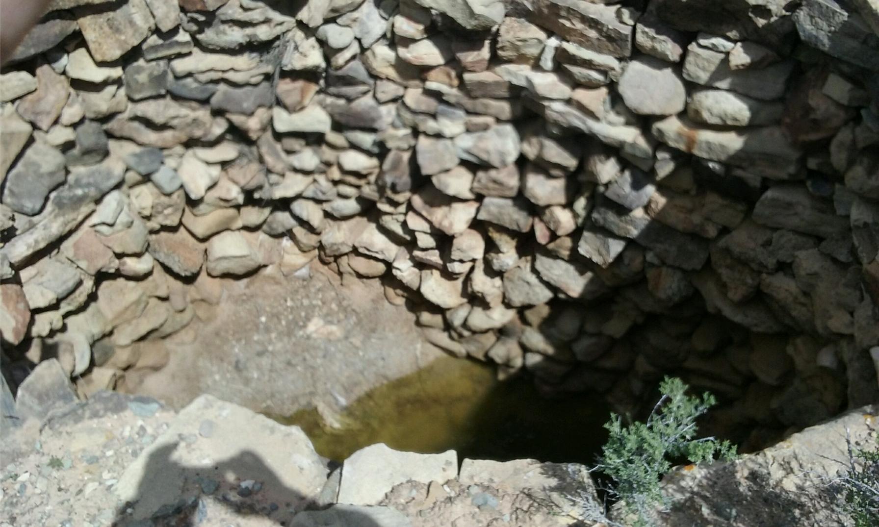 Water-Rock-Walled-Well
