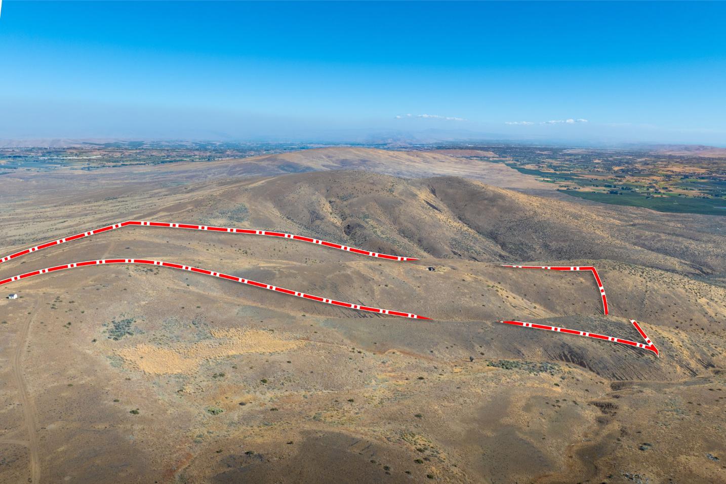 Wilco_251003_CowicheMtn_16131511003_17 copy