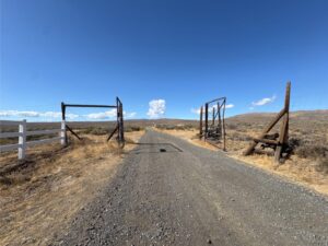 Wilco_251003_CowicheMtn_16131511003_24