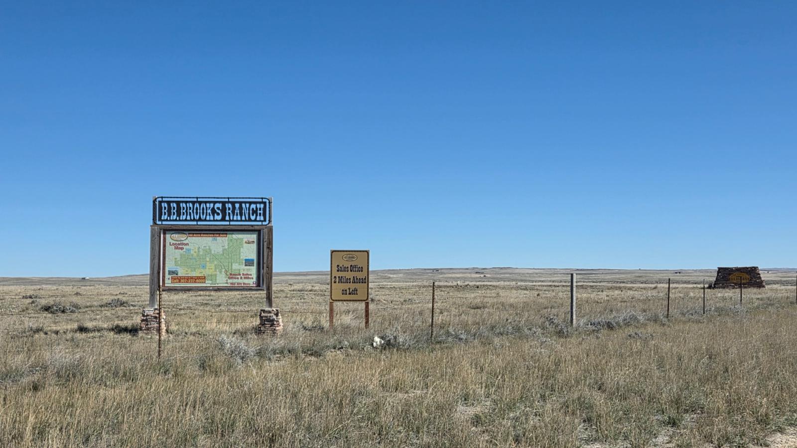 2) E Ormsby Rd leading to property