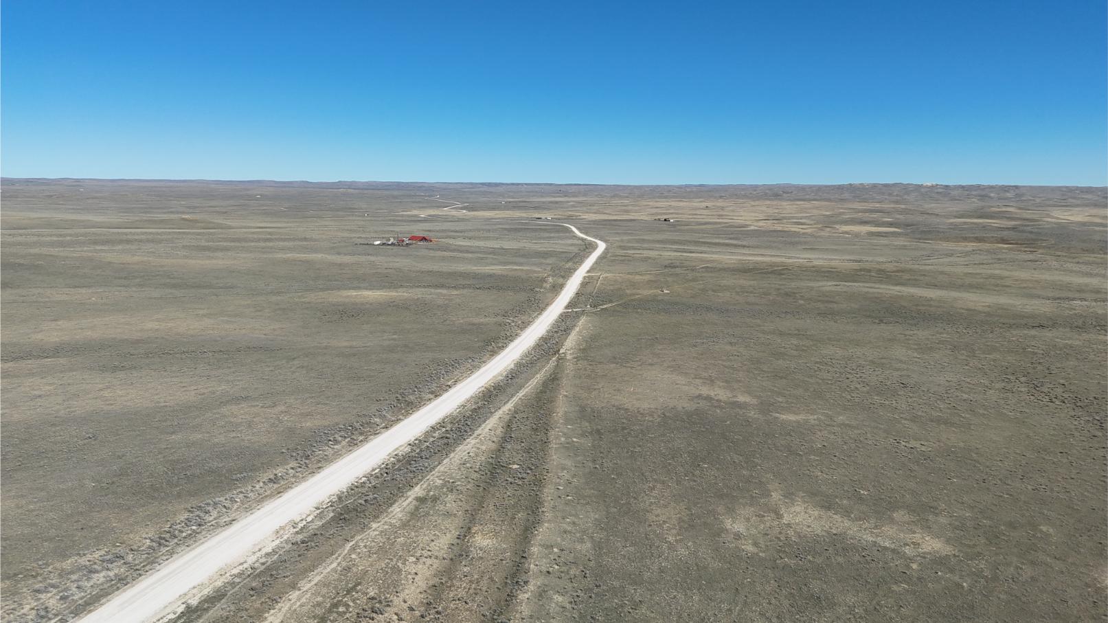 7) view of E Ormsby Rd (property on left)