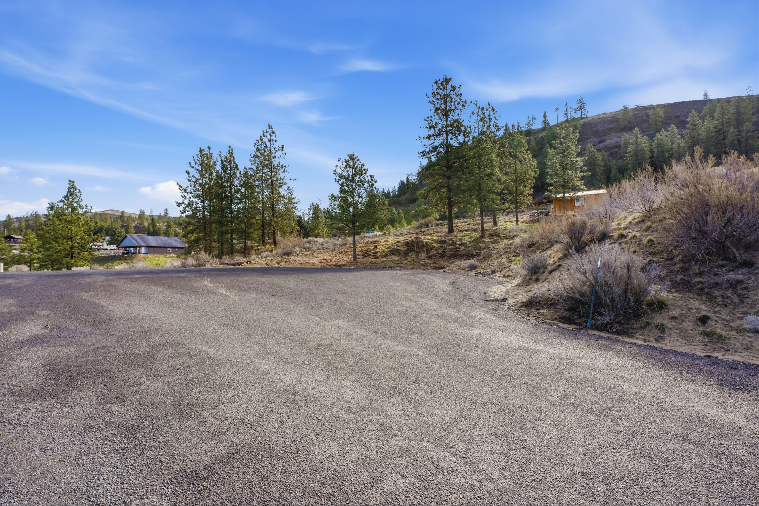 Inside-Media-Blue Sky-11