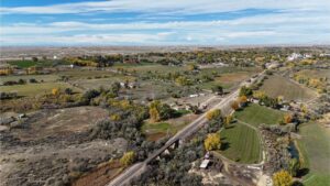 23) overview sight of Basin