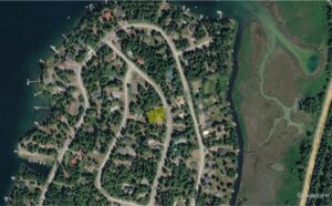 Satellite map of the 0.26-acre lot highlighted among Angel Island roads and Bull Lake waterways